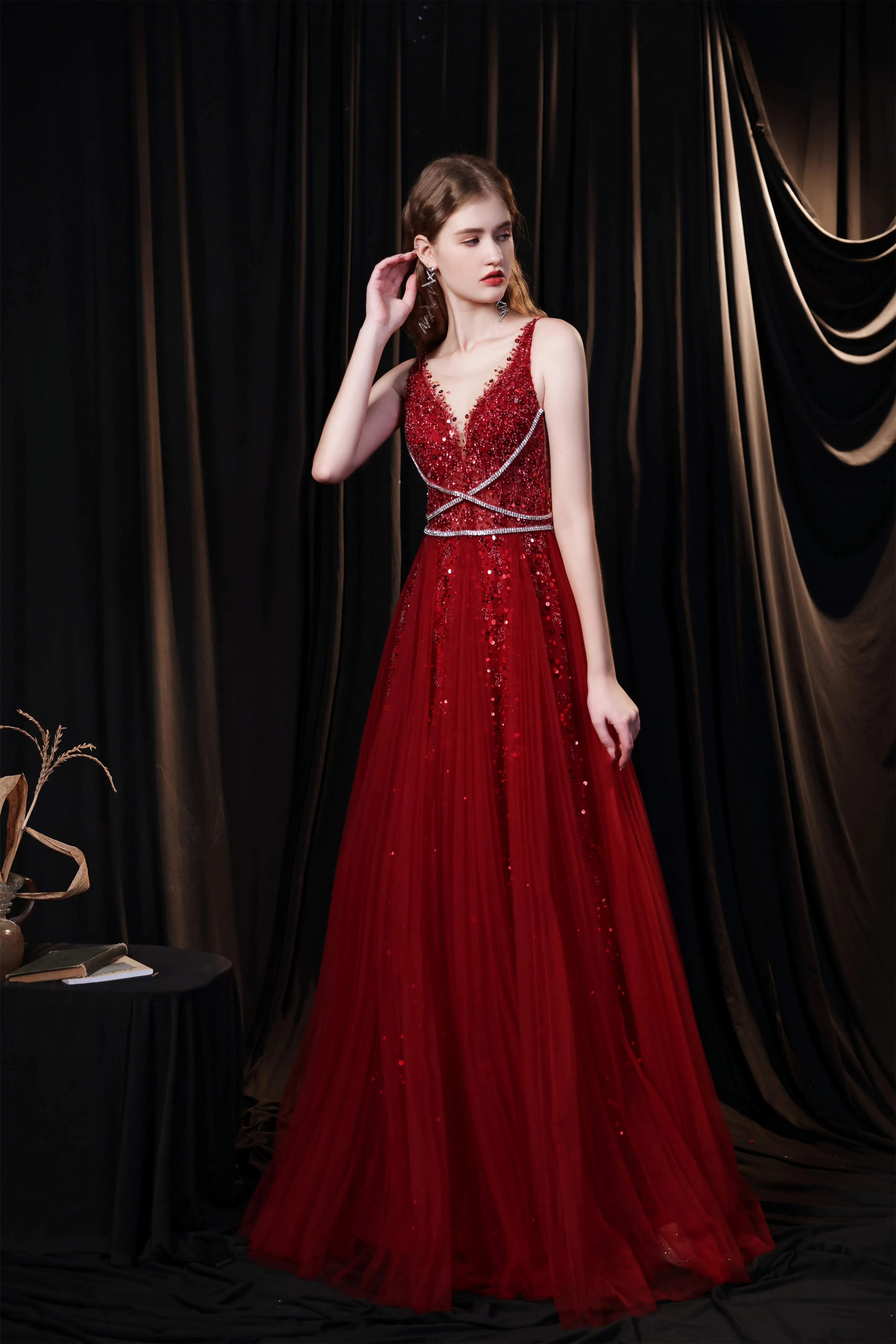 A Line V-neck Shiny Sequin Beaded Prom Dresses